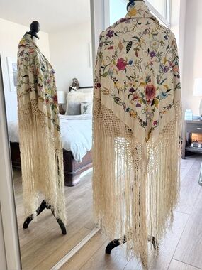 Antique Embroidered Piano Shawl Silk Fringe Victorian Edwardian Floral Wrap